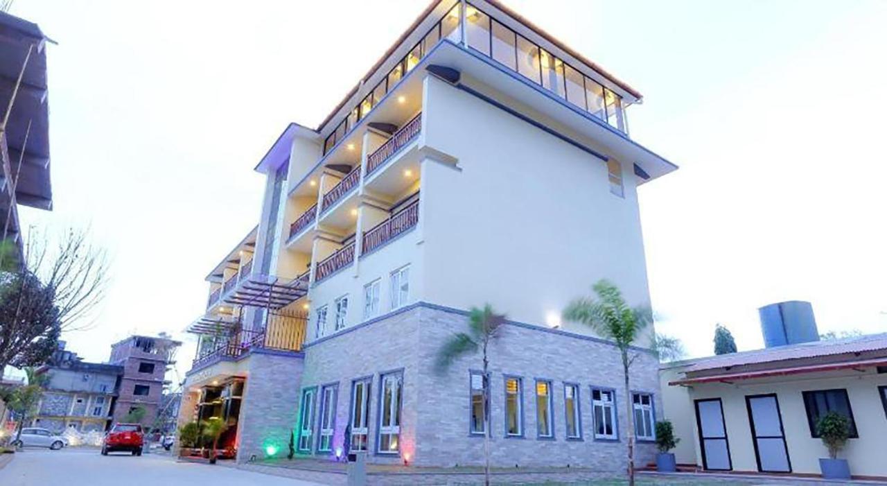 Hotel Glory Garden Покхара Екстер'єр фото