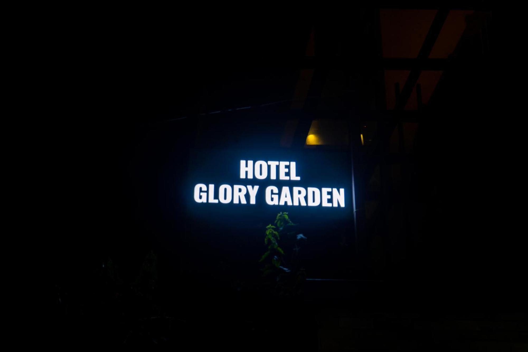 Hotel Glory Garden Покхара Екстер'єр фото