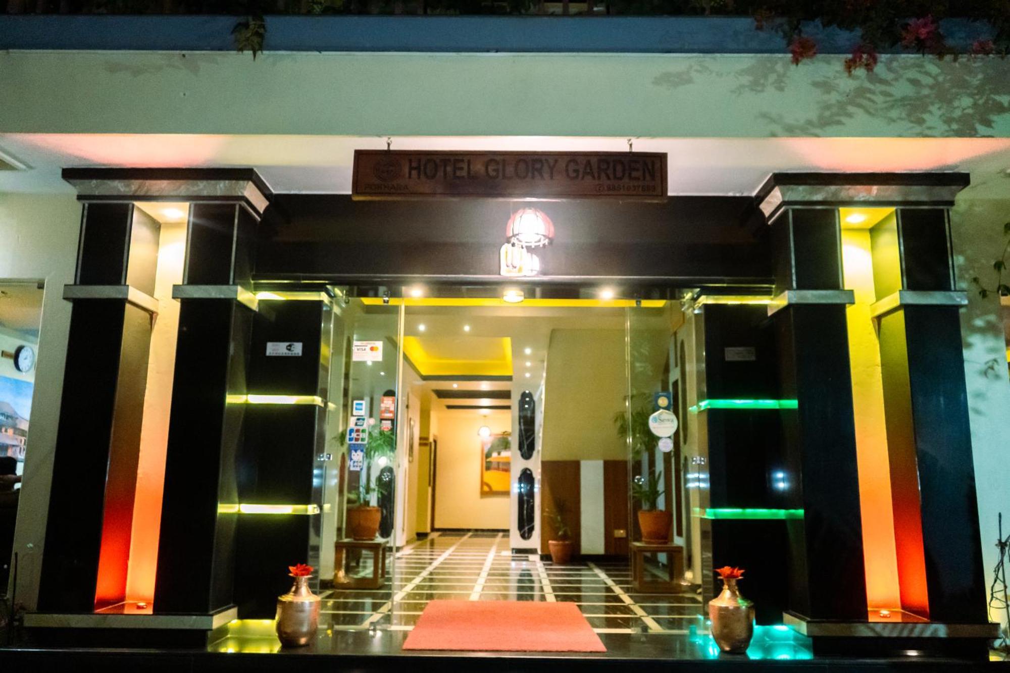 Hotel Glory Garden Покхара Екстер'єр фото